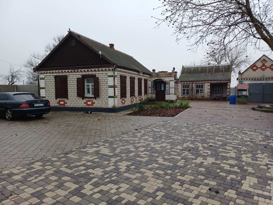 Продам дом в Лобойковке в близи Петриковки