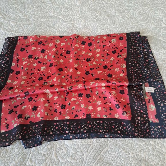 Шарф шовковий LAURA ASHLEY