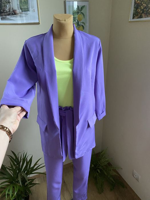 New Collection - lawendowy garnitur