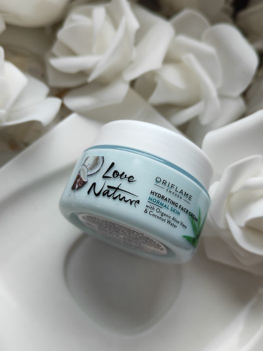 Krem do twarzy Love Nature, Oriflame