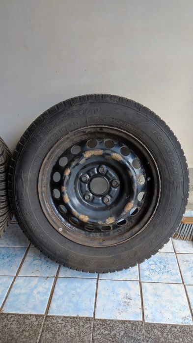 Резина зимня 195/65/15