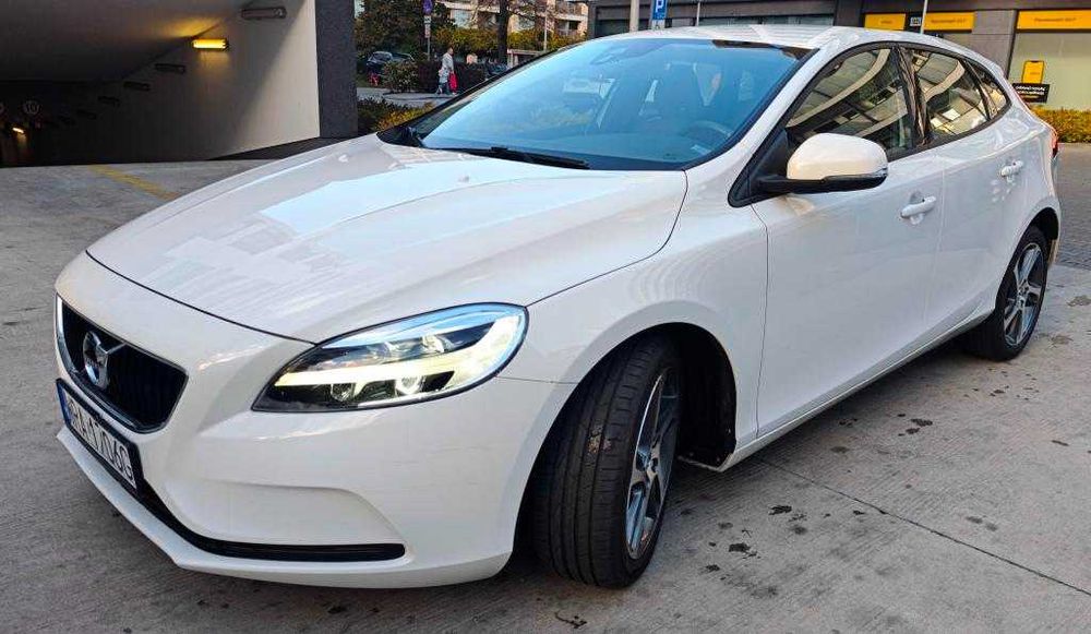 Samochód osobowy volvo v40