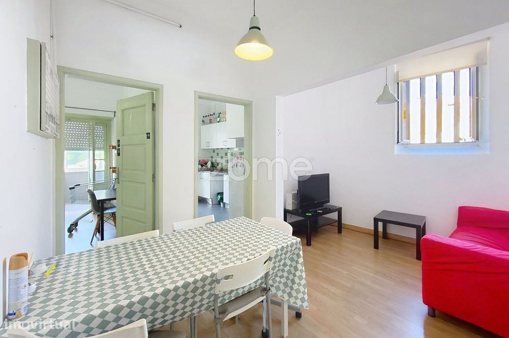 Apartamento T3 na Rua António de Vasconcelos, em Coimbra