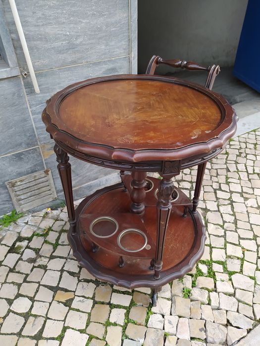 Bar Garrafeira Chá Mesa Redonda Com Rodas Antiga Vintage