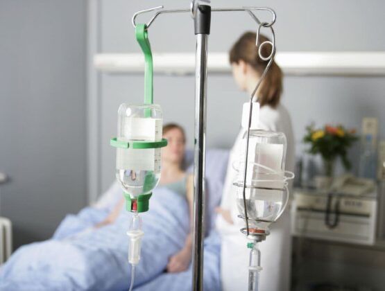 Медсестра на дому. Крапельниці, уколи, катетер