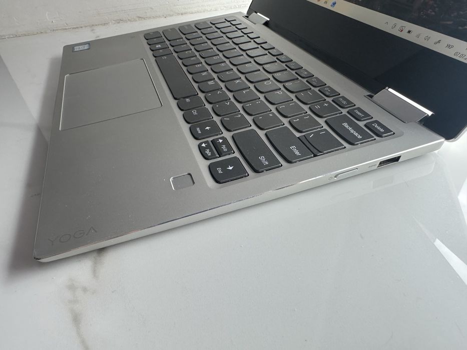 YOGA Трансформер Core i5
