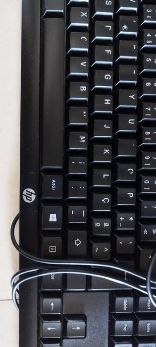 Teclados ASUS e HP