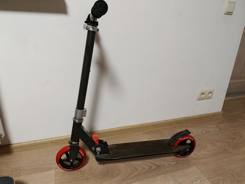 Самокат 2-х колісний REACTION 145