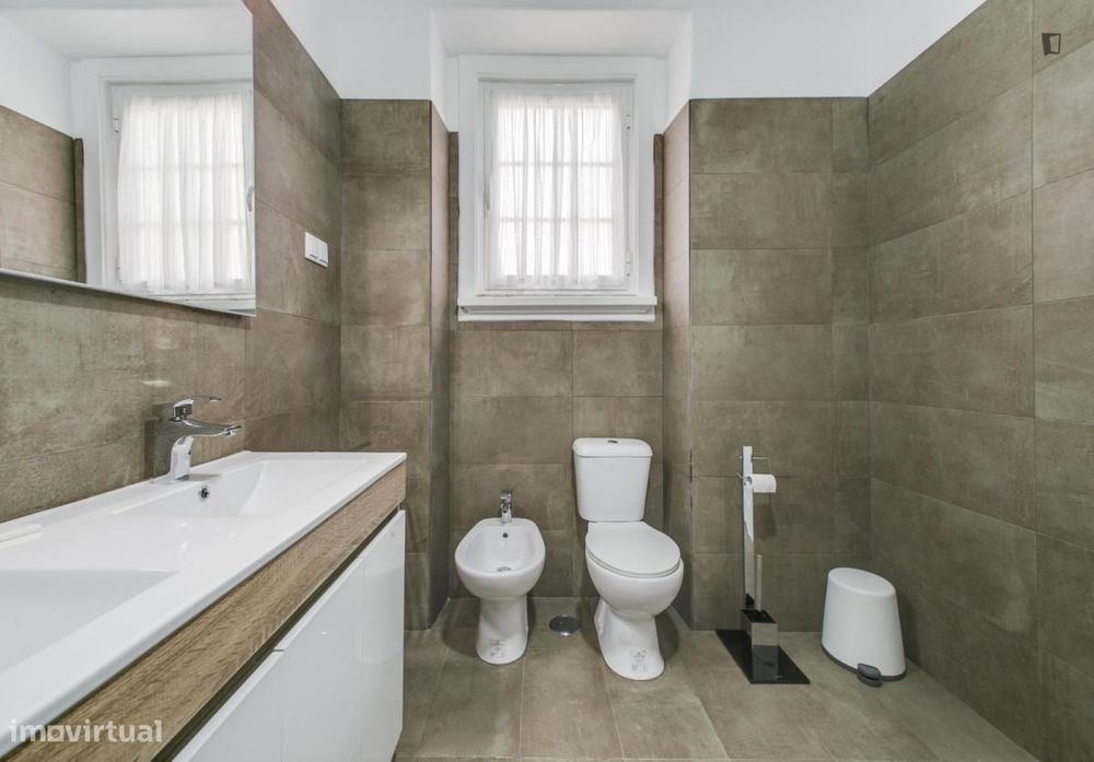 Quarto - localizado em Saldanha Lisbon