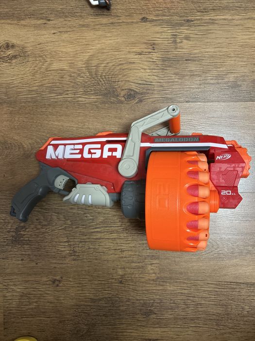 Бластер Megalodon Nerf N-Strike Mega