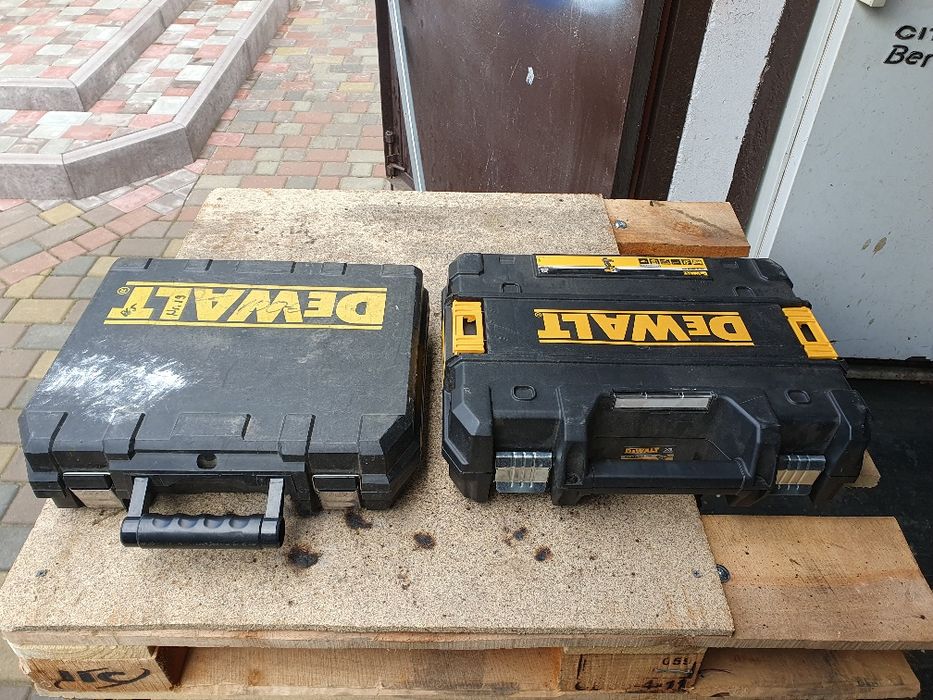 Продам кейс dewalt