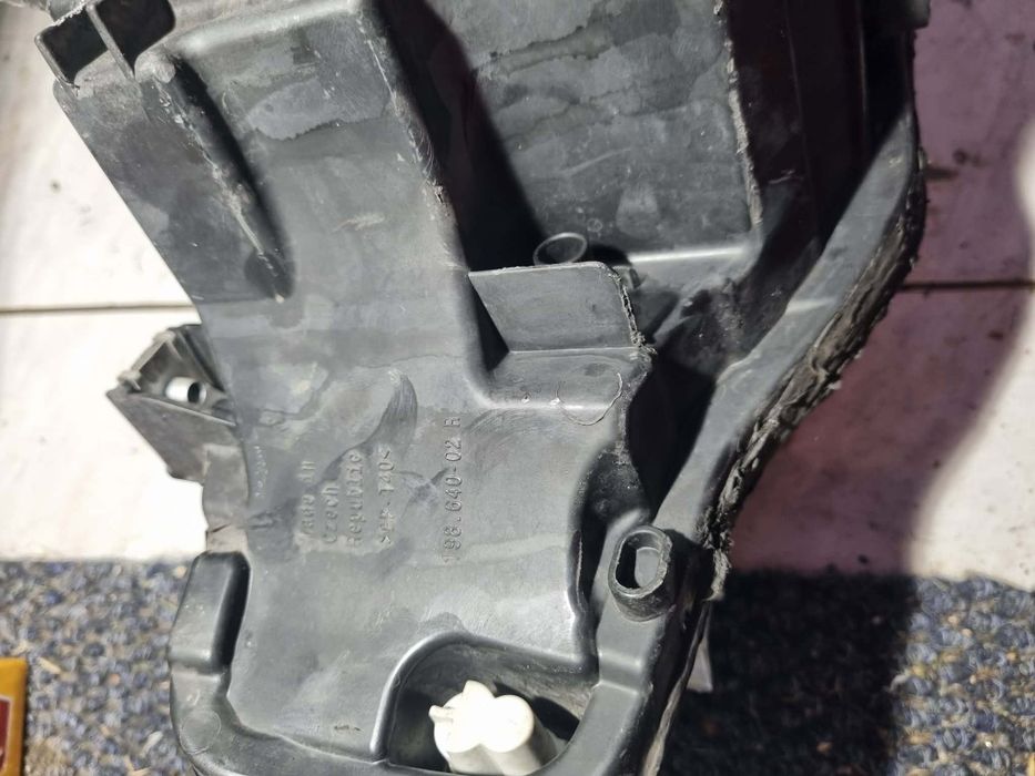 Lampa przód prawa bmw i320 f30