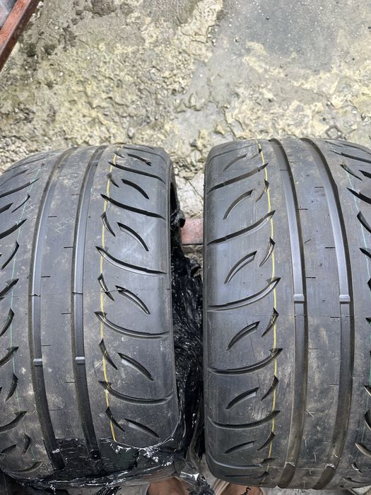Шини  Valino Pergea 08RS 285 35 R18 полуслики