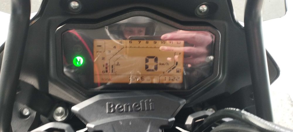 Benelli TRK 251 Nova