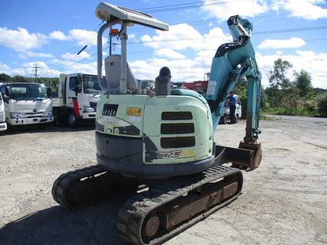 Экскаватор гусеничний Yanmar B3-6A