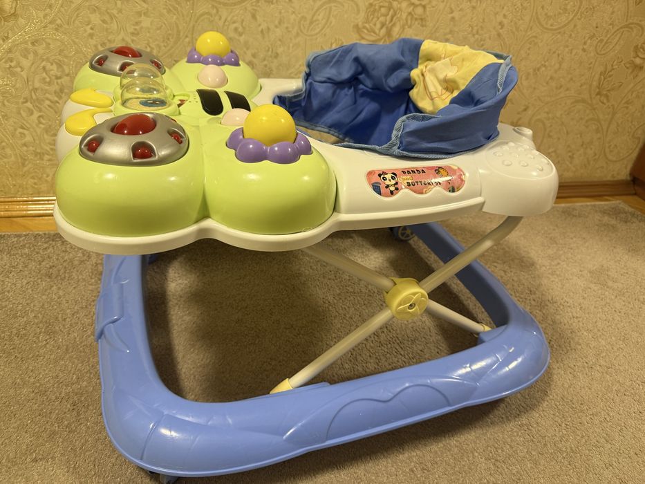 Ходунки  дитячі.