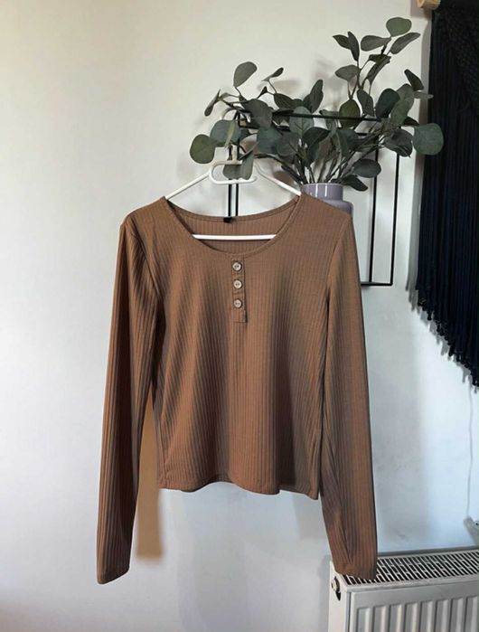 bluzka z dlugim rękawem beżowa