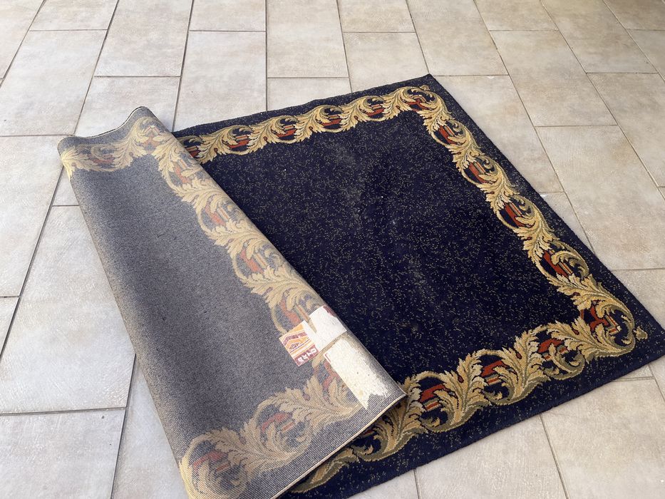 Vendo o conj. 2 Carpetes e 2 passadeiras ou separado.