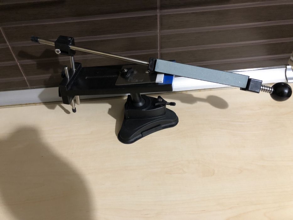 Точилка для ножей