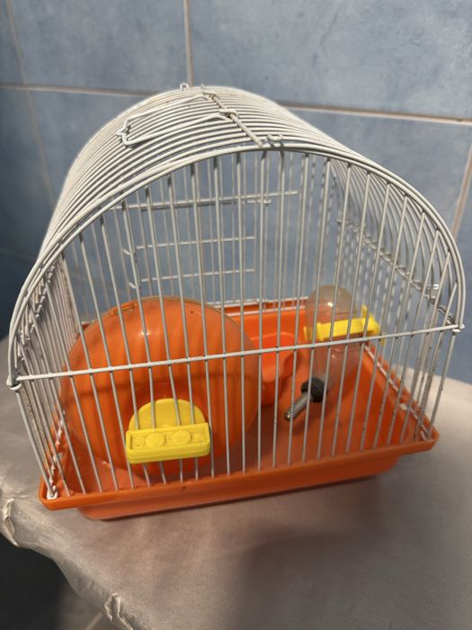 Gaiola hamster pequena