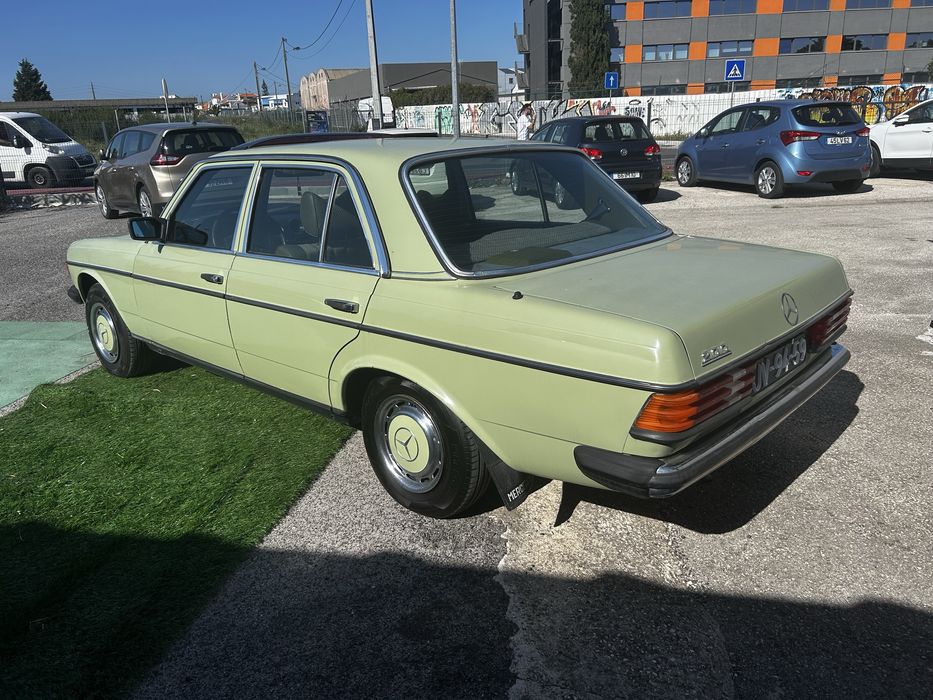 Mercedes Benz 200 - clássico