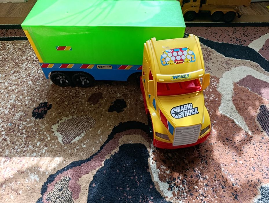 Грузовик Wader Magic Truck Basic