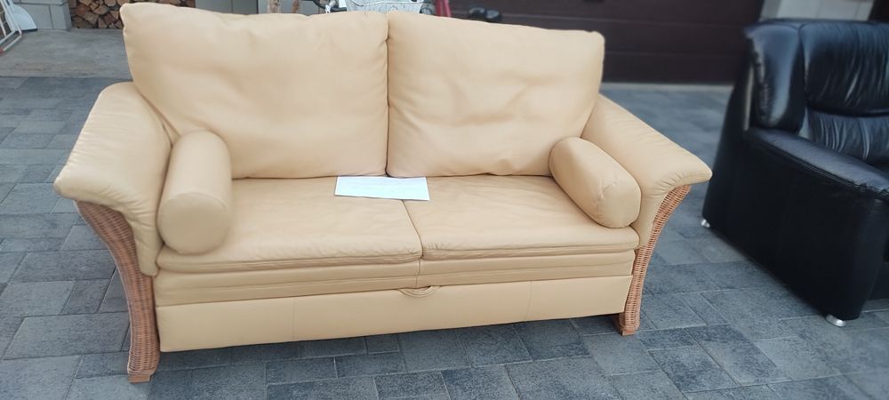 Диван шкіряний розкладний з Німеччини