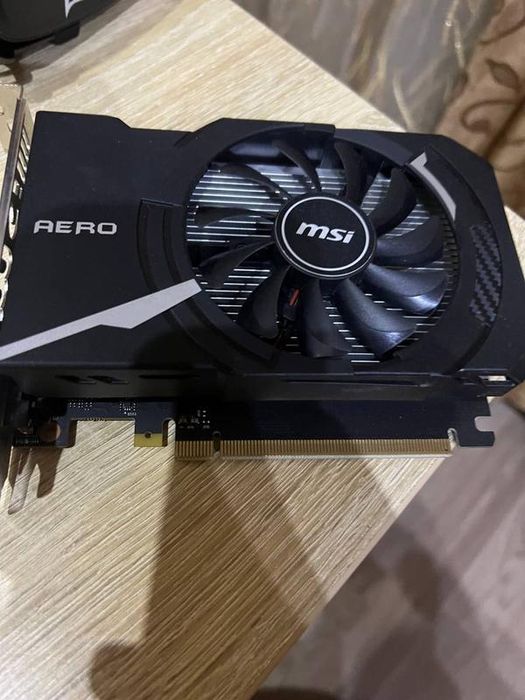 Msi GT 1030 aero  GDDR5 2gb