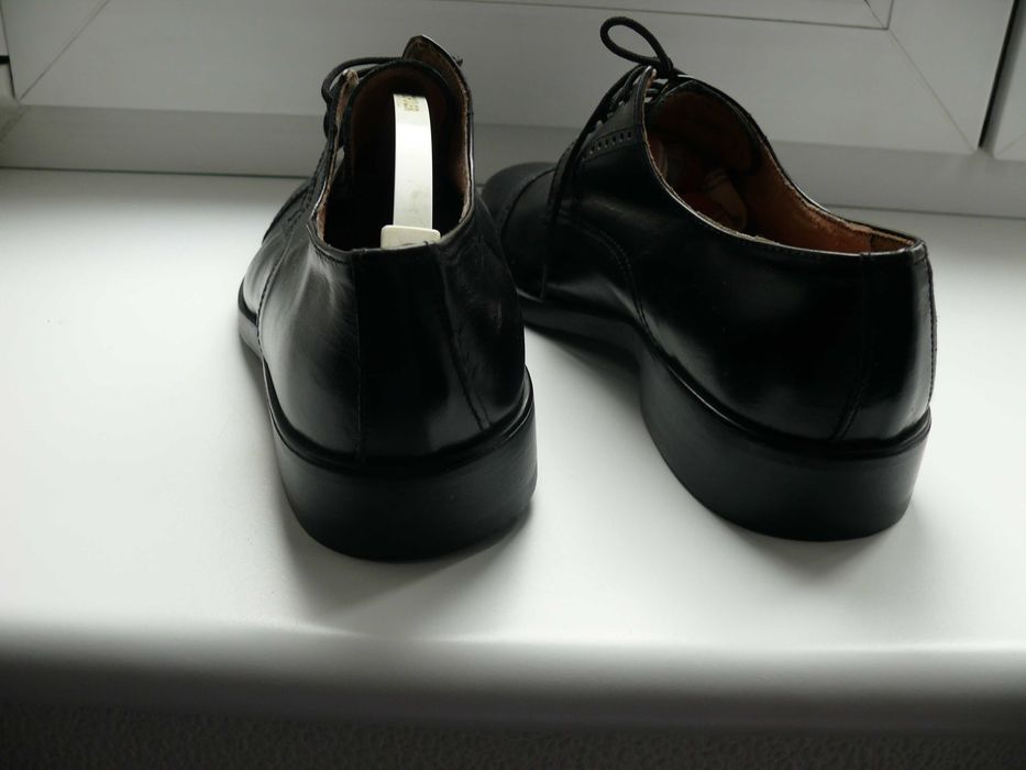 Nowe półbuty męskie garniturowe typu Derby skóra 100% roz.41