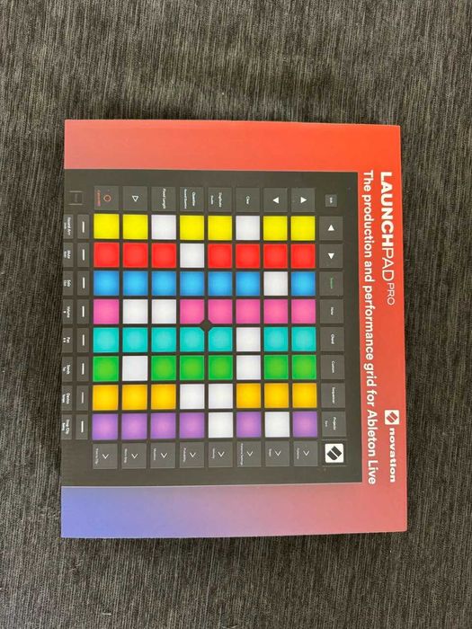 Novation Launchpad Pro MK3 – Novo, nunca usado