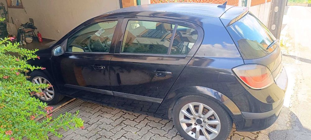 Opel astra 2004 negociavel