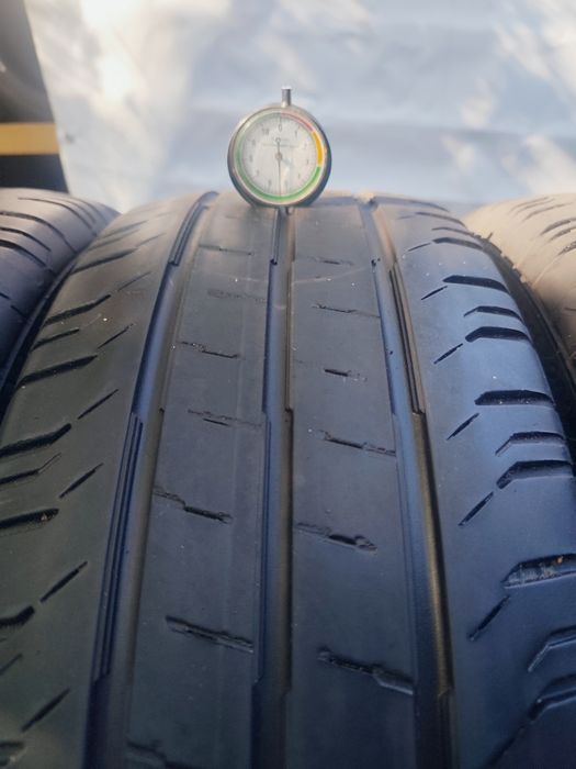 Opony wzmacnianie C Bus 225/55/17 C Continental contivancontakt 200