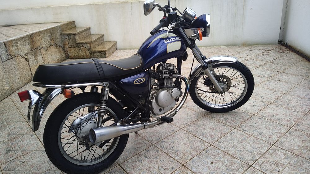 Suzuki tux 125 muito bom estado