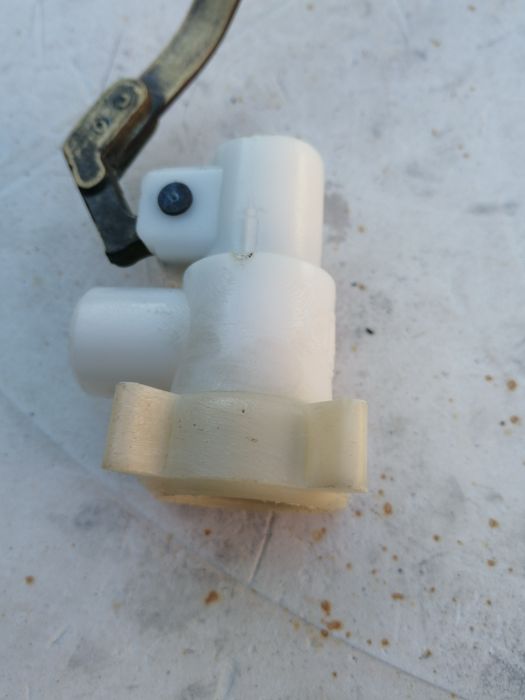 Bóia para tanque de autoclismo