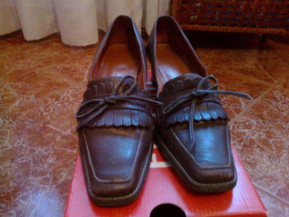Sapatos de pele para senhora