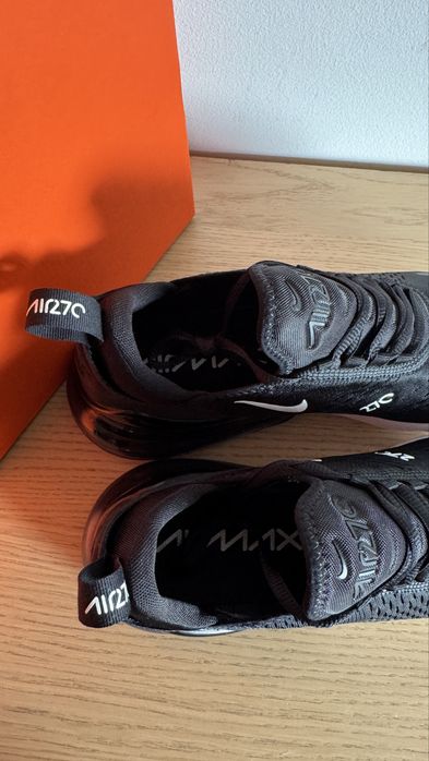 Nike Air Max 270 “Black / White” | rozmiar 43 EU