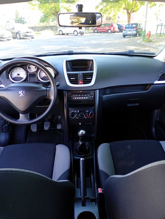 Carro como novo com apenas 87000 quilómetros aceito troca e retoma