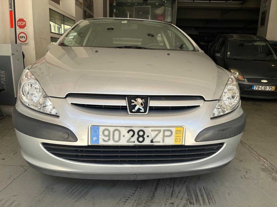 Peugeot 307 1.6 HDI foto 2
