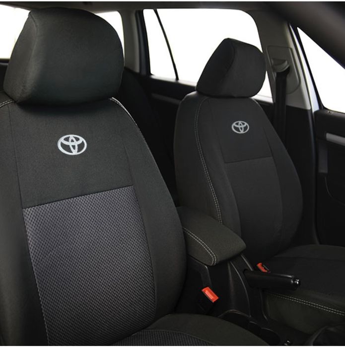 Чохли Авточохли чехлы тойота Toyota Avensis Yaris Hilux Camry Corolla