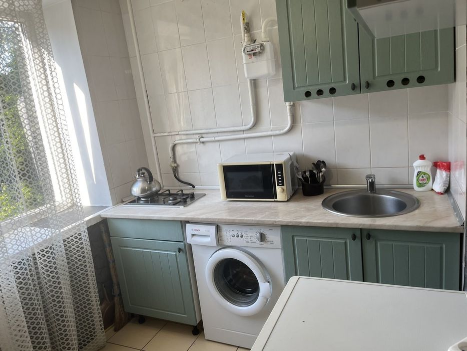 ВІЛЬНА!Подобово 2кімн квартира біля Порт Сіті.