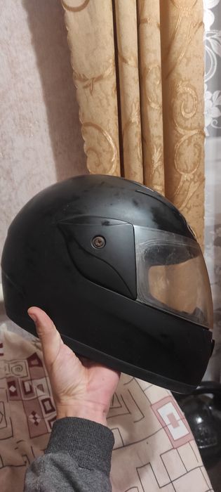 Продам мотошлем в гарному стані