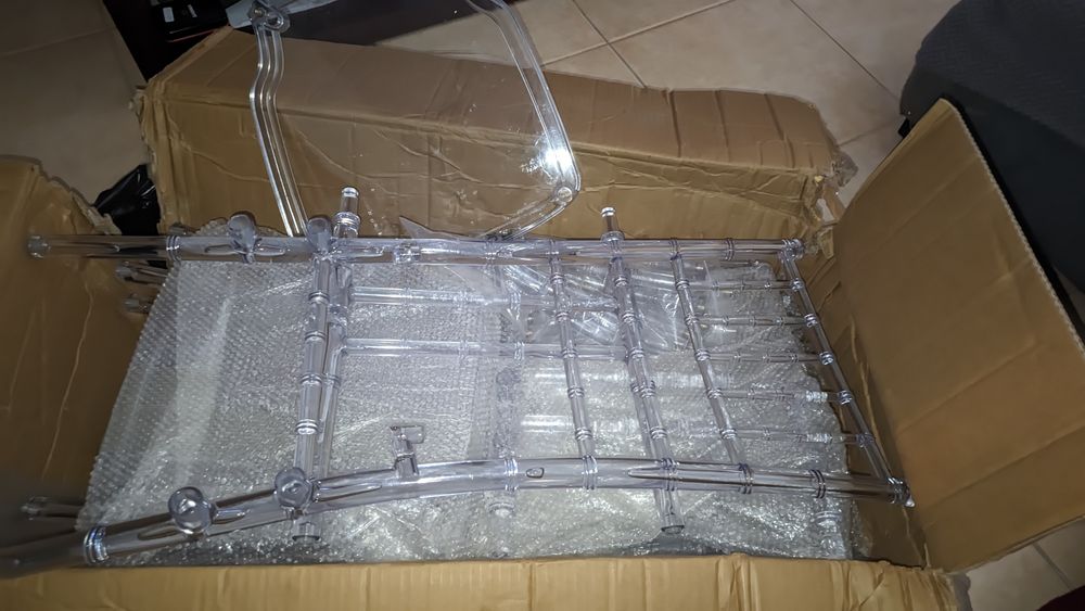 4 Cadeiras de plástico Chiavari - transparente