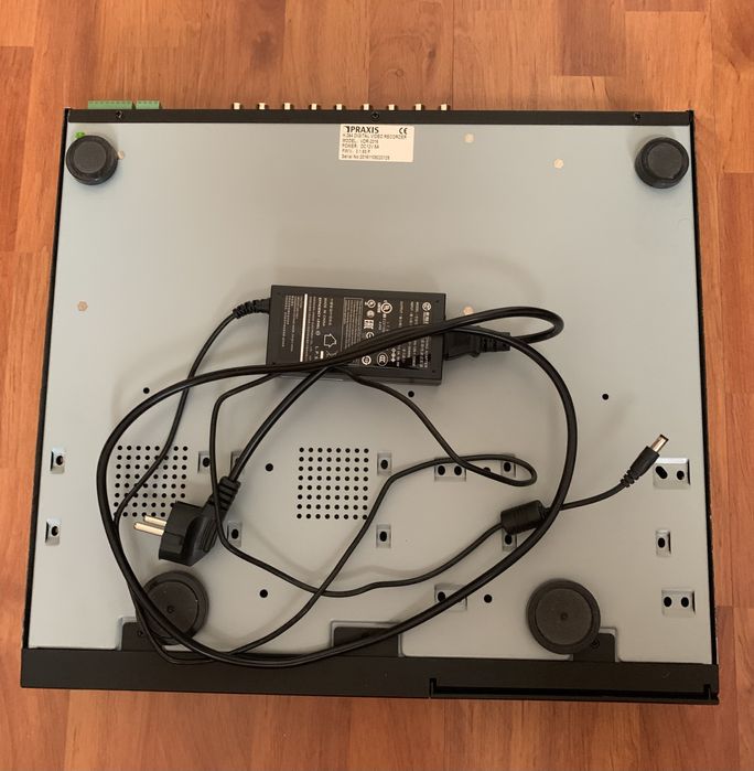 Видеорегистратор на 16 камер