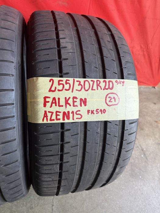 Pneys 255/30/20 Falken Impecaveis