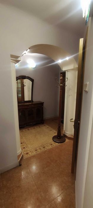 Центр, метро Золоті ворота, Львівська площа , Бульварно-Кудрявська  6.