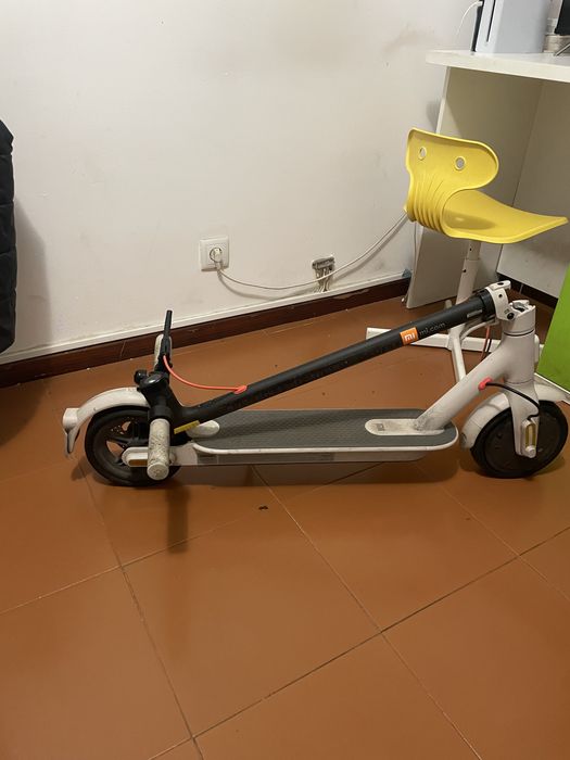 Xiaomi Mi Electric Scooter 3