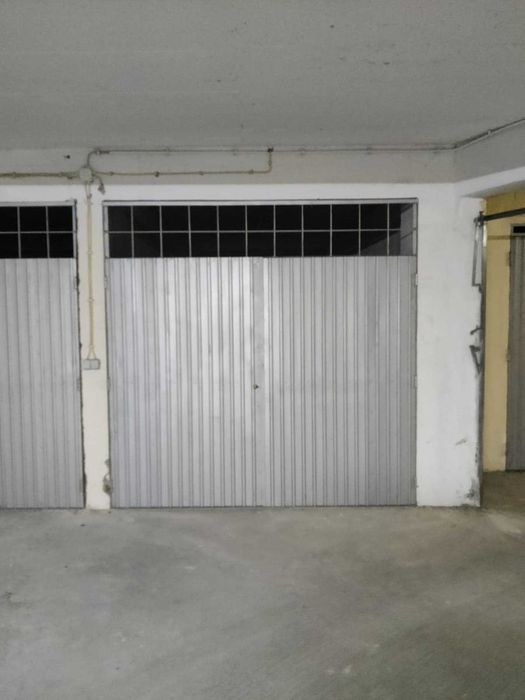 Garagem Box Fechada 18m² para Arrendamento - Entroncamento