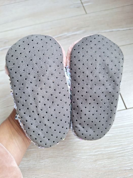 Тапочки кімнатні теплі на дівчинку 15-15.5 см