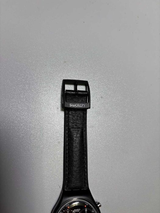 Продаются часы Swatch Chrono WALTSTREET SCB106  ( Made Swiss)