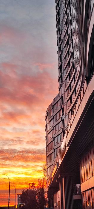 Нова 2 кімнатна квартира у продажу! Вікна виходять у двір! Печерський район. Без комісії!